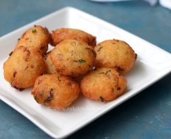 Spicy fried vada